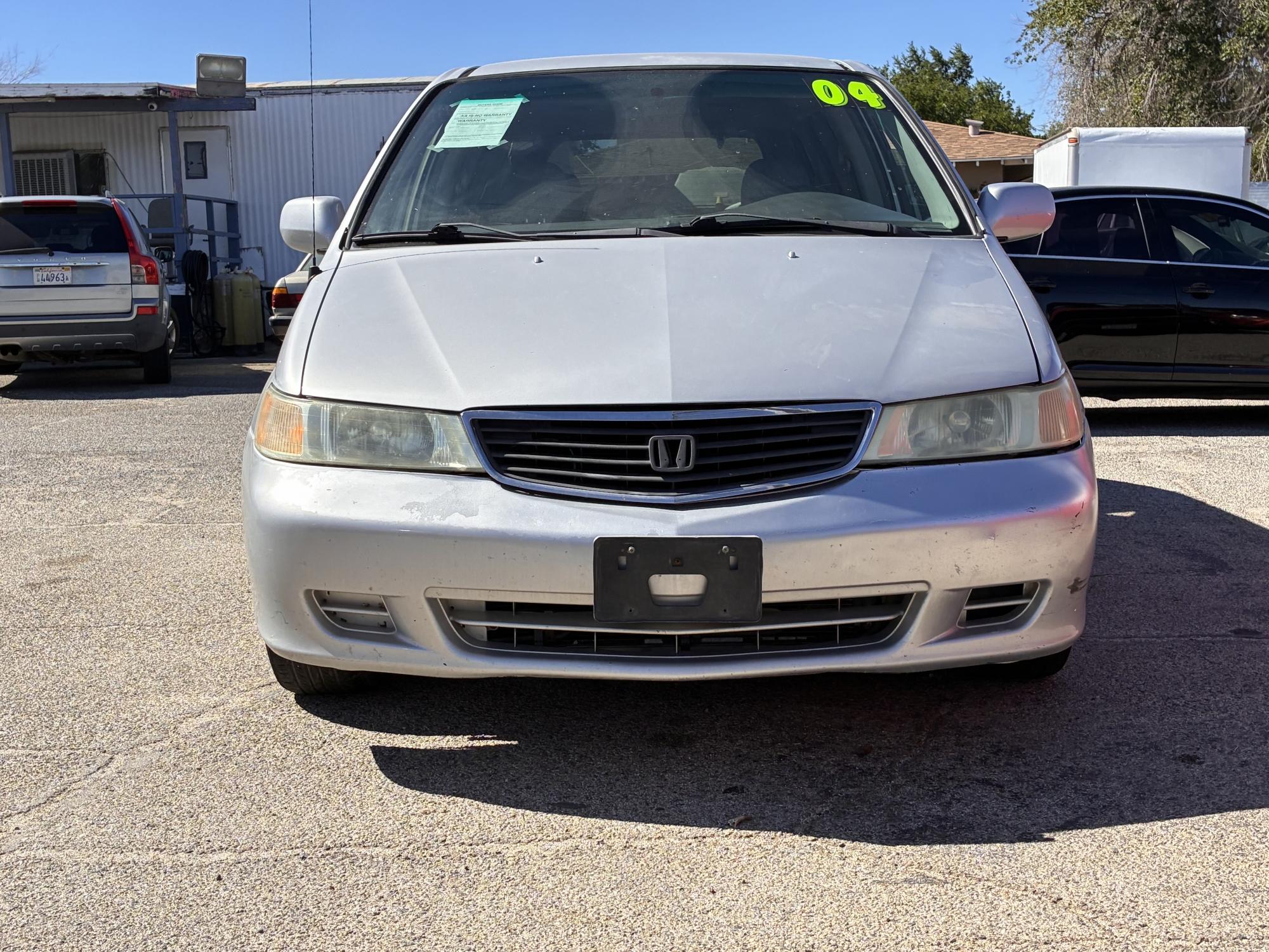 photo of 2004 Honda Odyssey EX w/ Leather and DVD