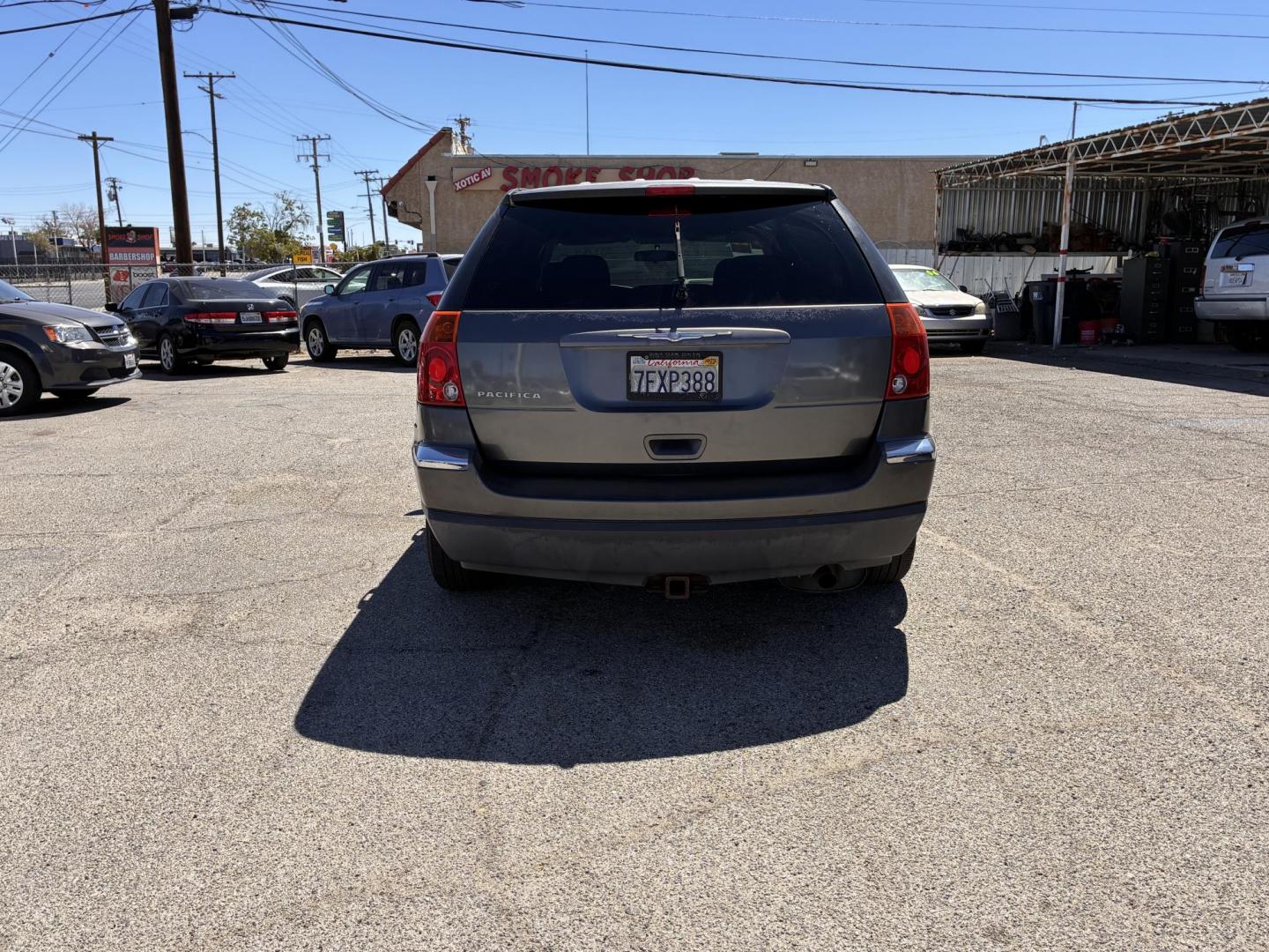 2004 Chrysler Pacifica FWD (2C4GM68424R) with an 3.5L V6 SOHC 24V engine, 4-Speed Automatic Overdrive transmission, located at 44356 Date Ave., Lancaster, CA, 93534, (661) 945-6555, 34.688919, -118.139374 - Photo#1