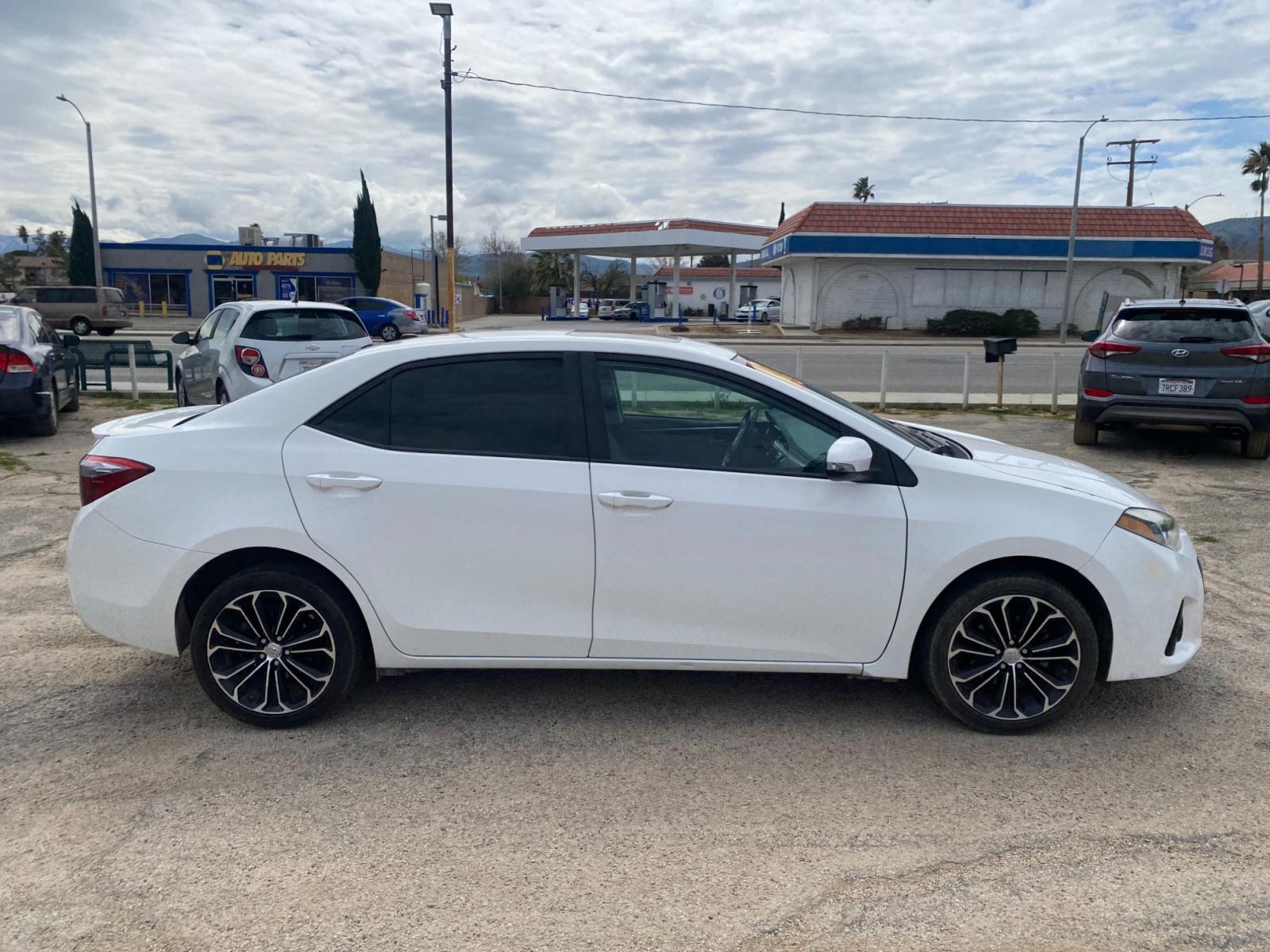 2014 Toyota Corolla S 6 SPEED (5YFBURHE5EP) with an 1.8L L4 DOHC 16V engine, 6-SPEED MANUAL transmission, located at 44356 Date Ave., Lancaster, CA, 93534, (661) 945-6555, 34.688919, -118.139374 - Photo #1