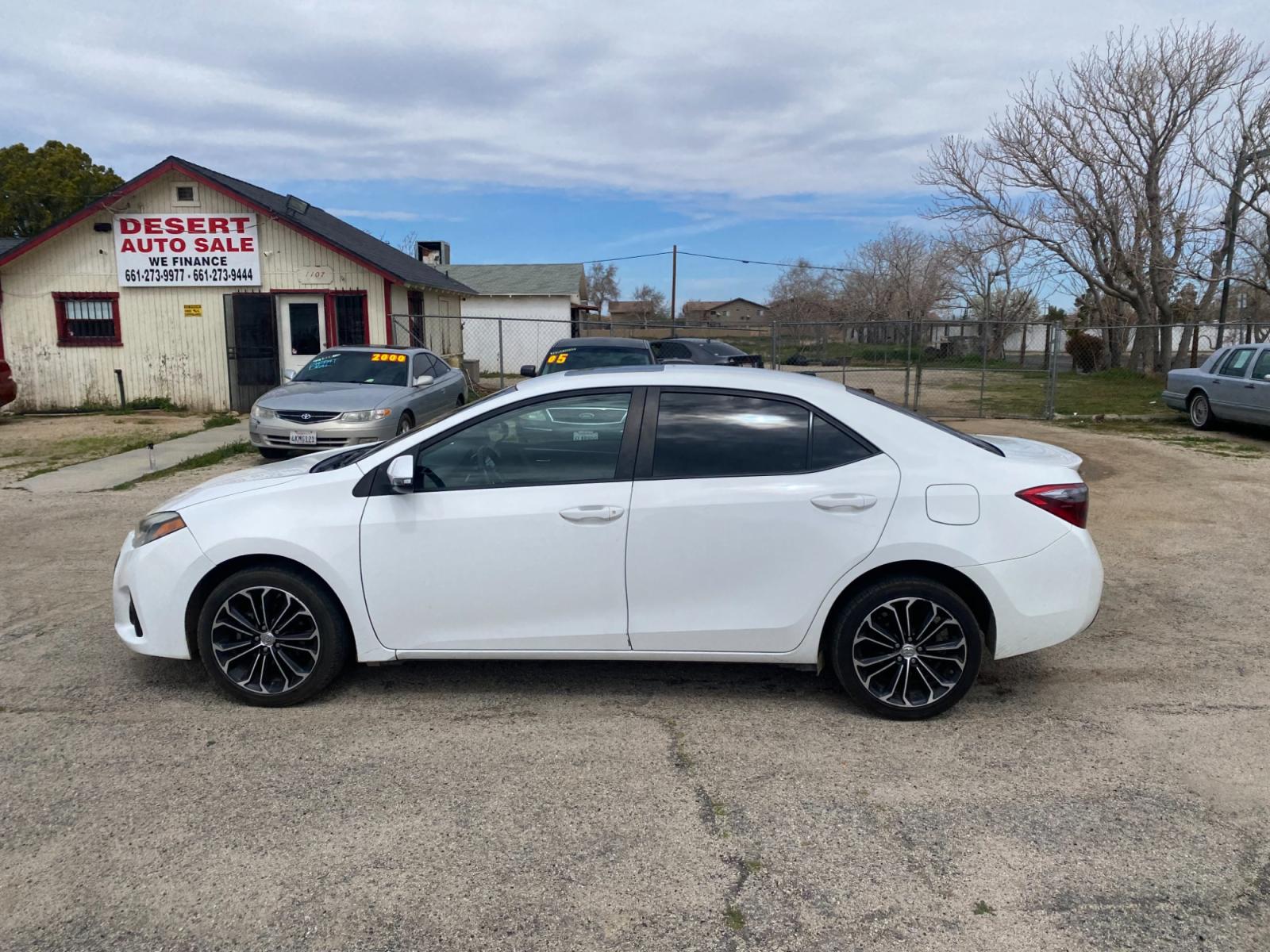 2014 Toyota Corolla S 6 SPEED (5YFBURHE5EP) with an 1.8L L4 DOHC 16V engine, 6-SPEED MANUAL transmission, located at 44356 Date Ave., Lancaster, CA, 93534, (661) 945-6555, 34.688919, -118.139374 - Photo #3